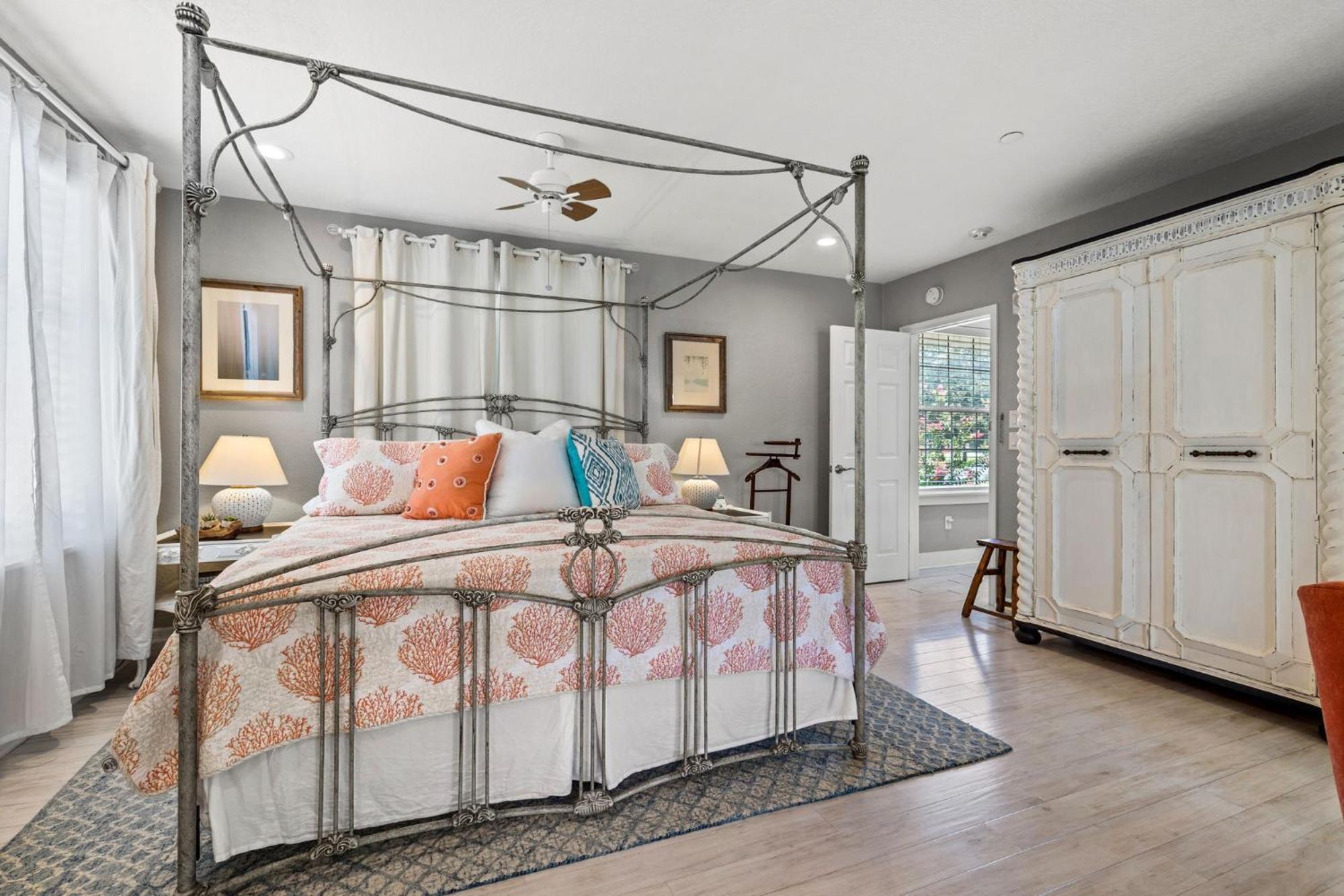 세인트피터즈버그 The Kenwood Gables B&B 외부 사진