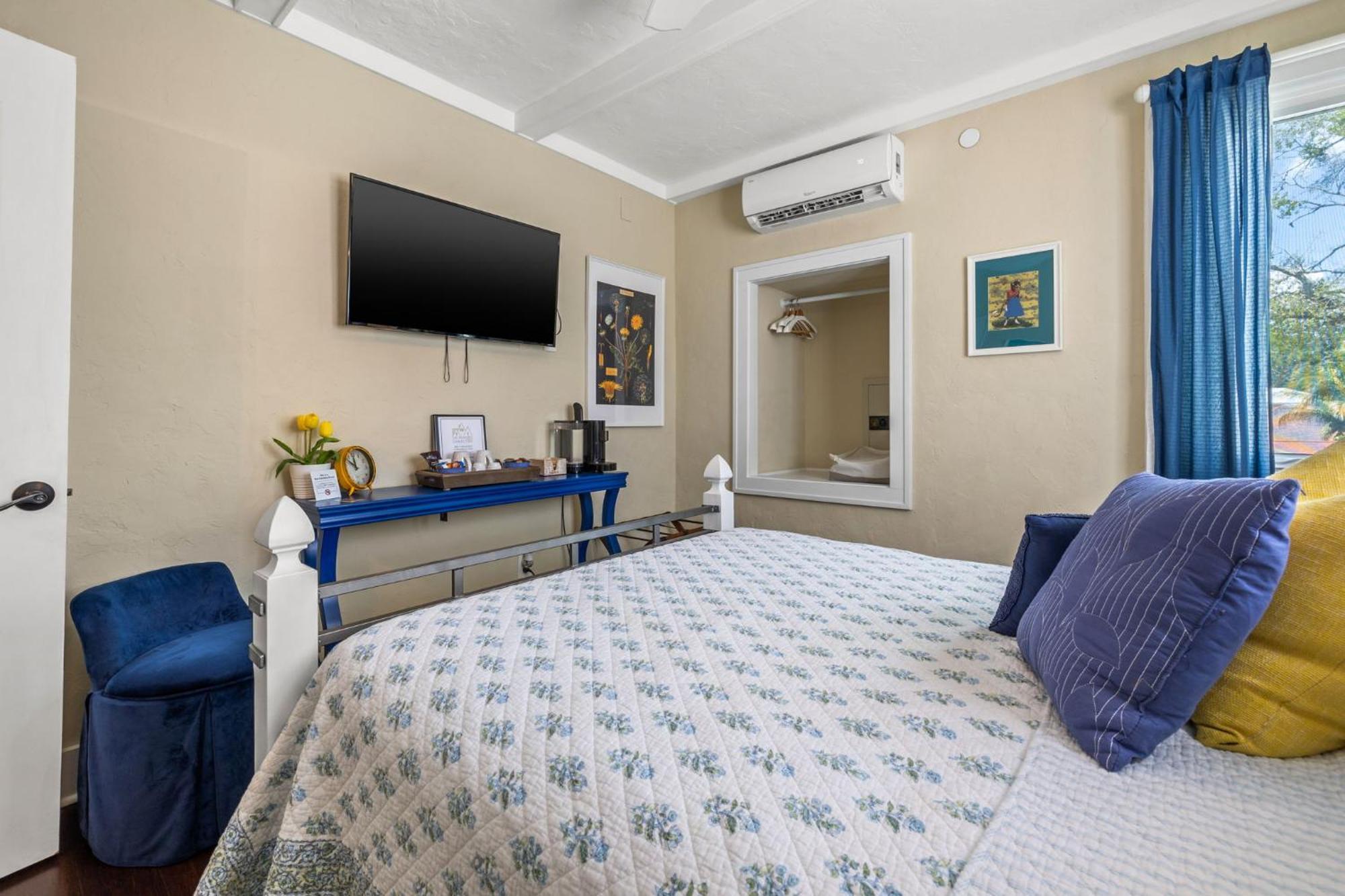 세인트피터즈버그 The Kenwood Gables B&B 외부 사진
